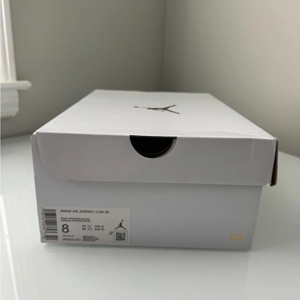 Air Jordan White & Metallic Gold Storage Decor Size 8 Sneaker Shoe Box